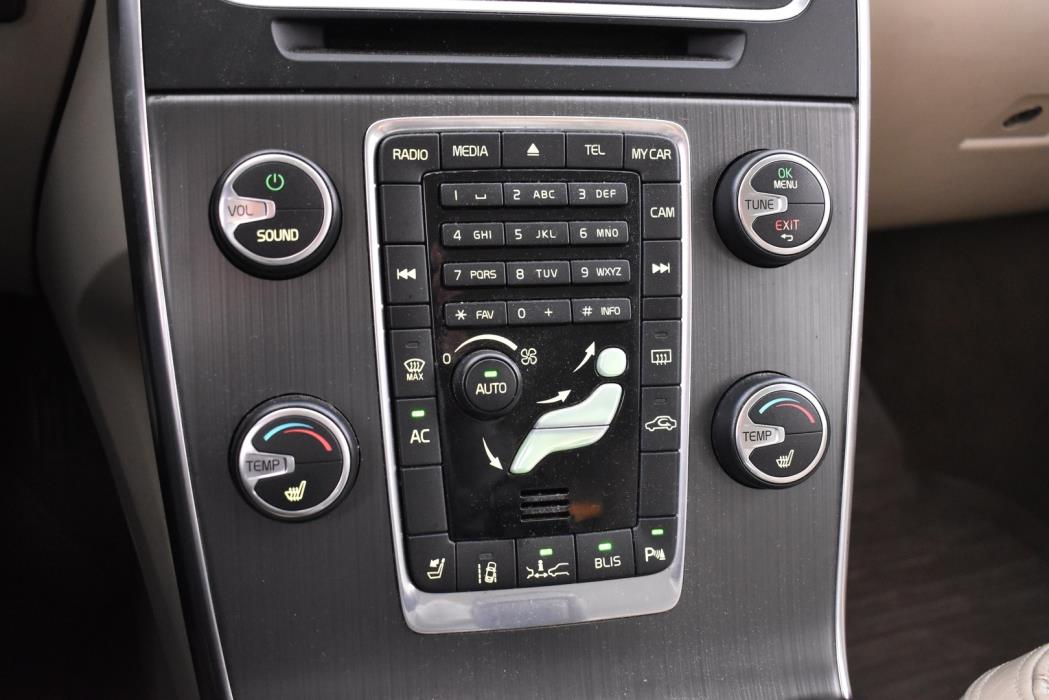 VOLVO V60 2010