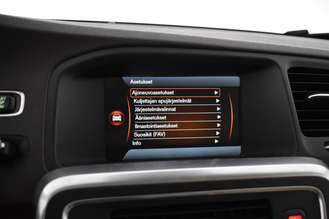 VOLVO V60 2010
