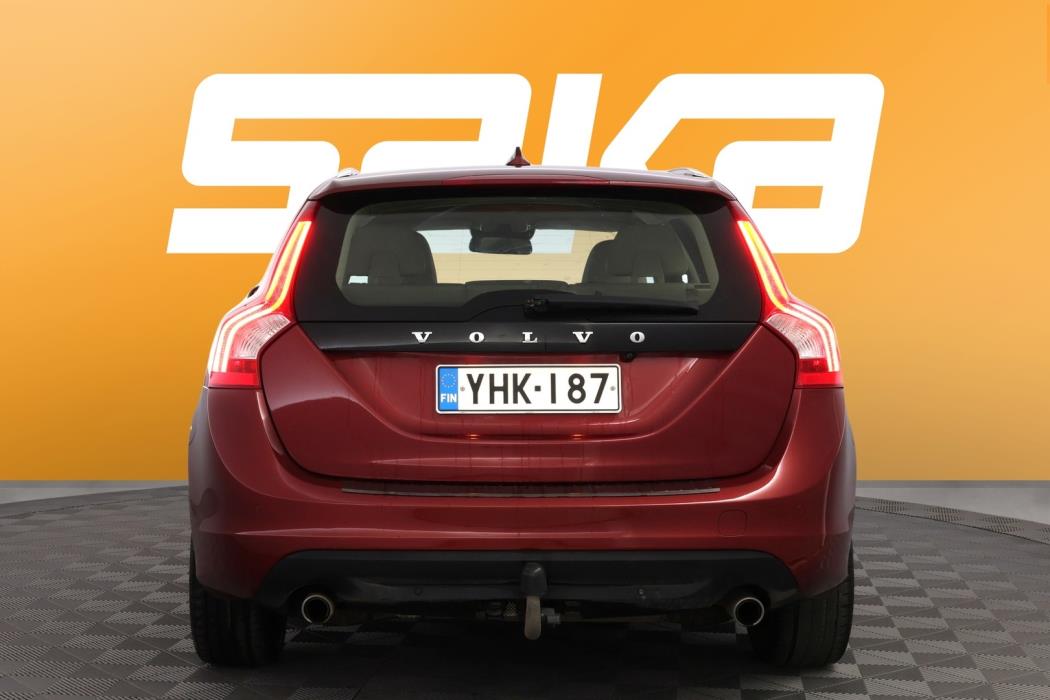 VOLVO V60 2010