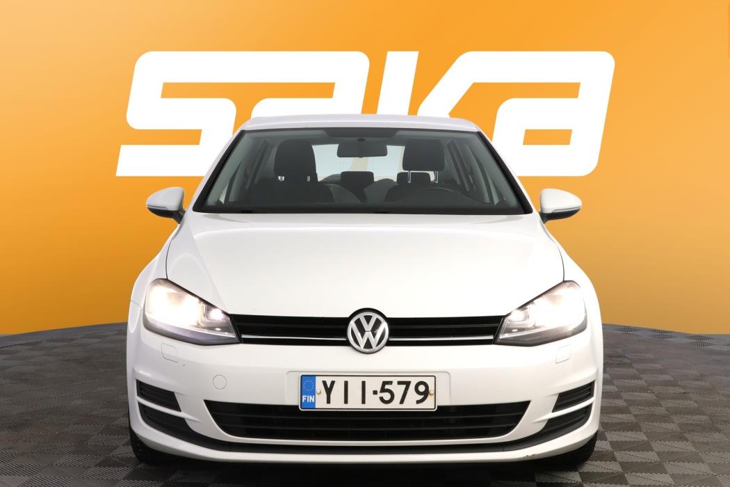 VOLKSWAGEN Golf 2013