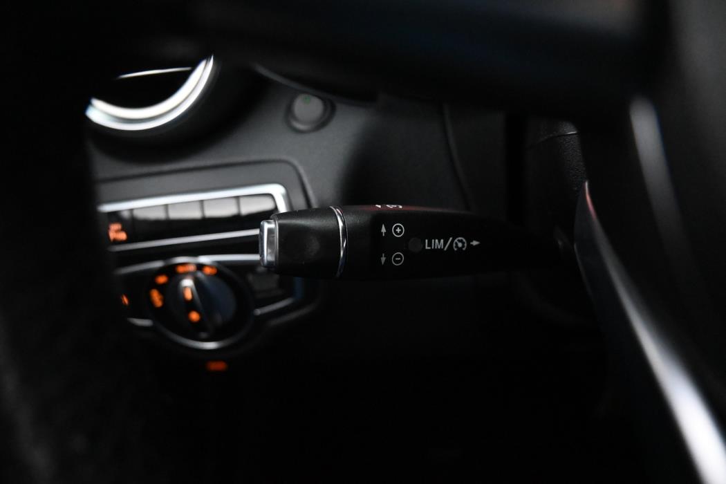 MERCEDES-BENZ C 2014