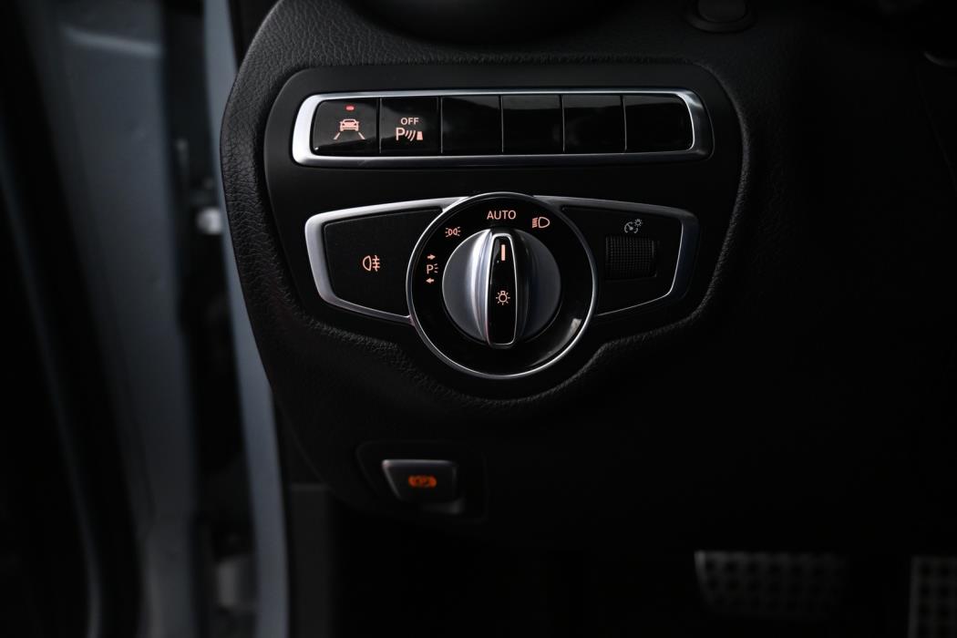 MERCEDES-BENZ C 2014