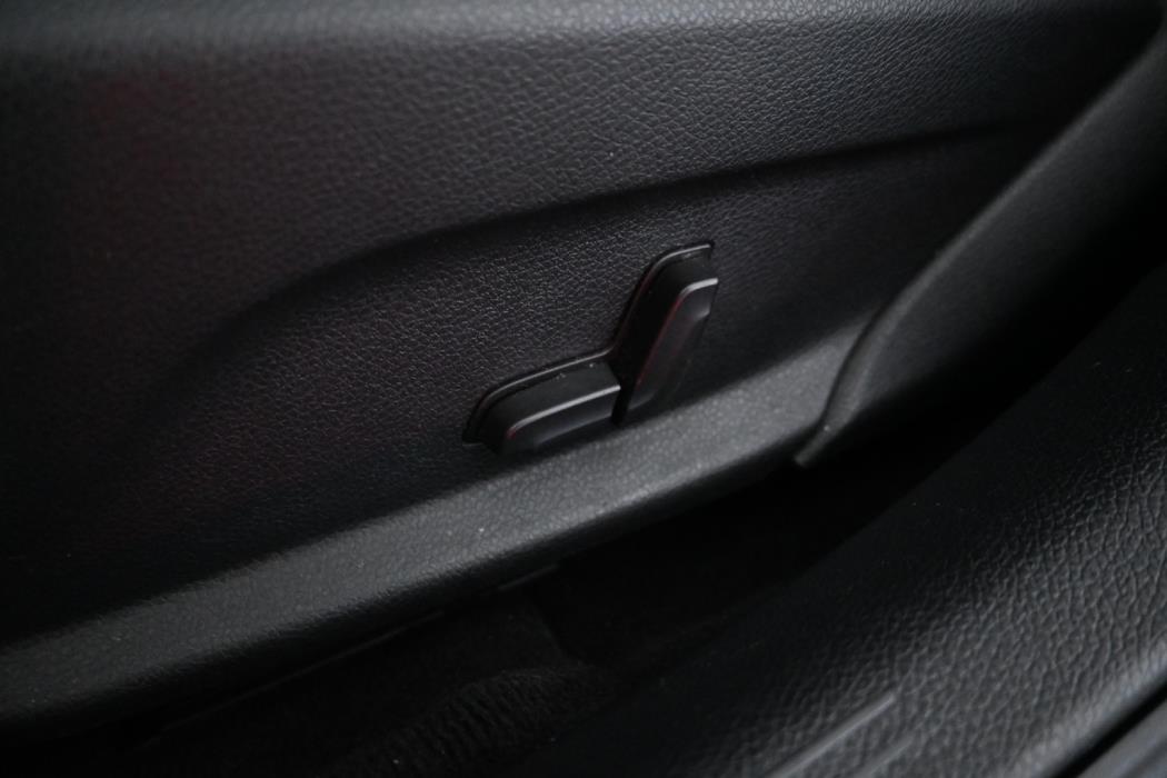 MERCEDES-BENZ C 2014