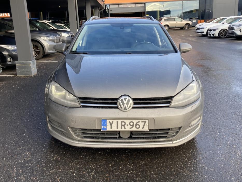 VOLKSWAGEN Golf 2014