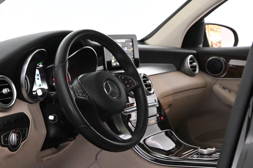 MERCEDES-BENZ GLC 2018
