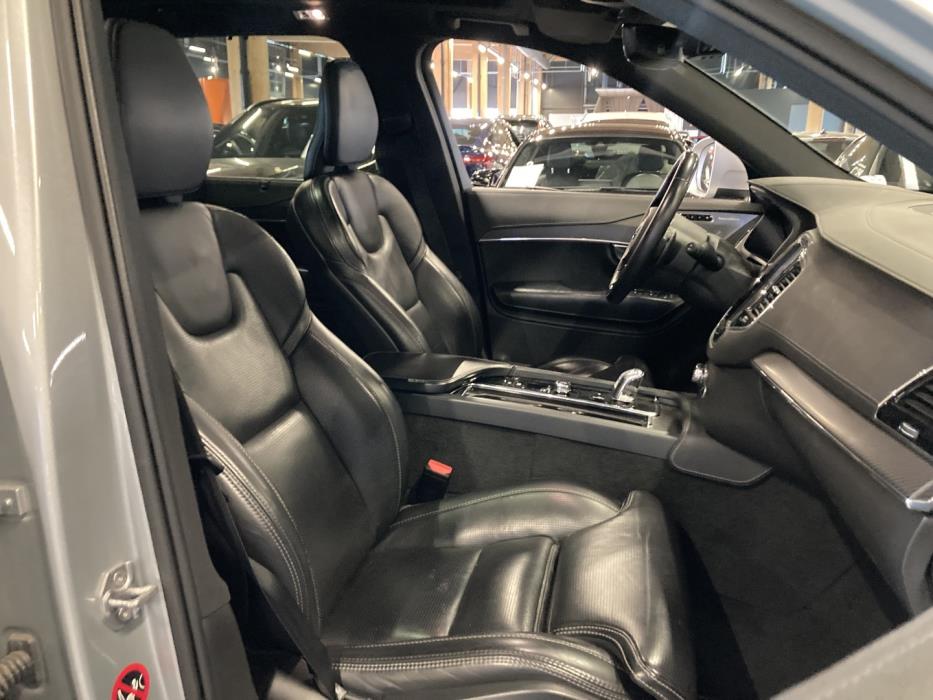 VOLVO XC90 2019