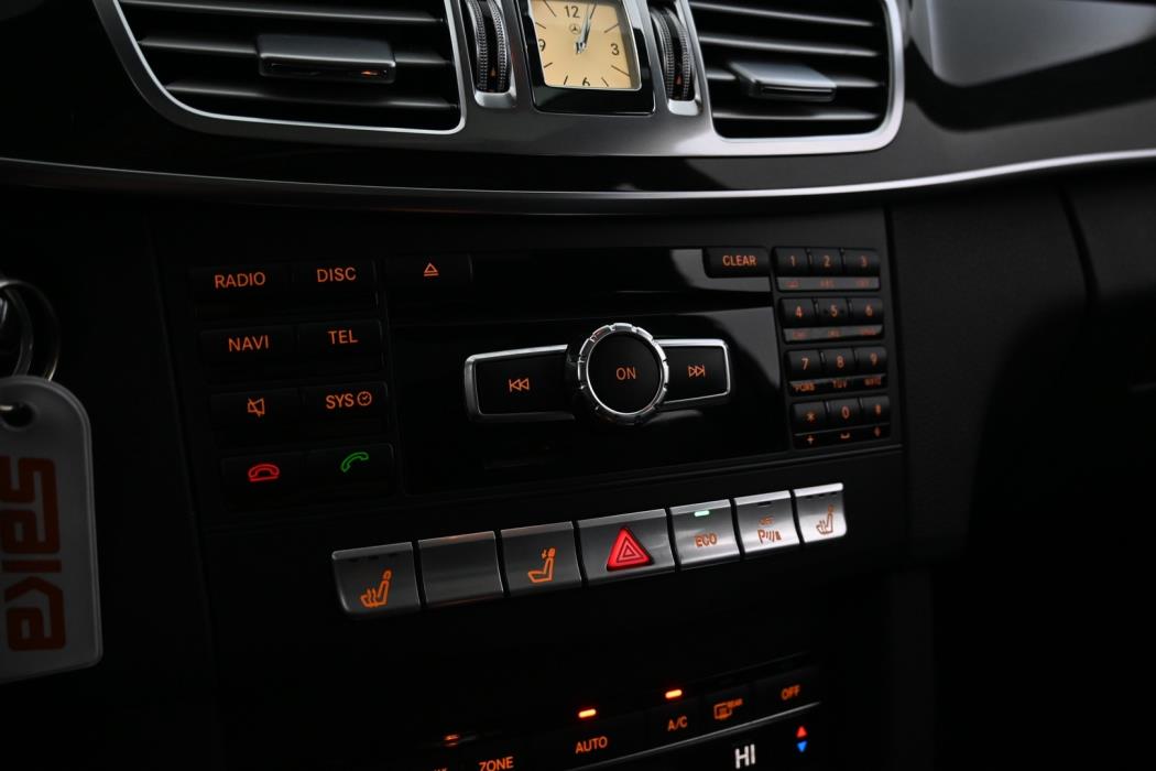 MERCEDES-BENZ E 2015