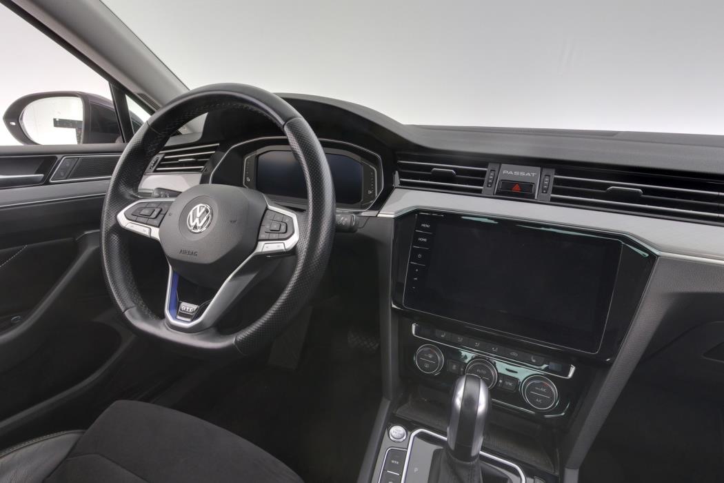VOLKSWAGEN Passat 2020