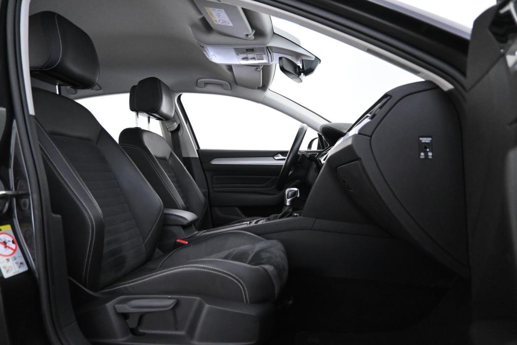 VOLKSWAGEN Passat 2020