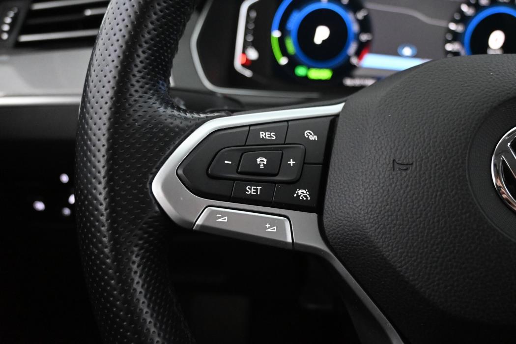 VOLKSWAGEN Passat 2020