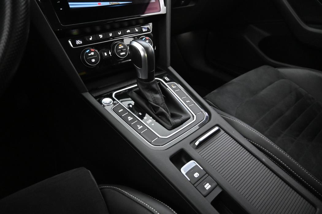 VOLKSWAGEN Passat 2020