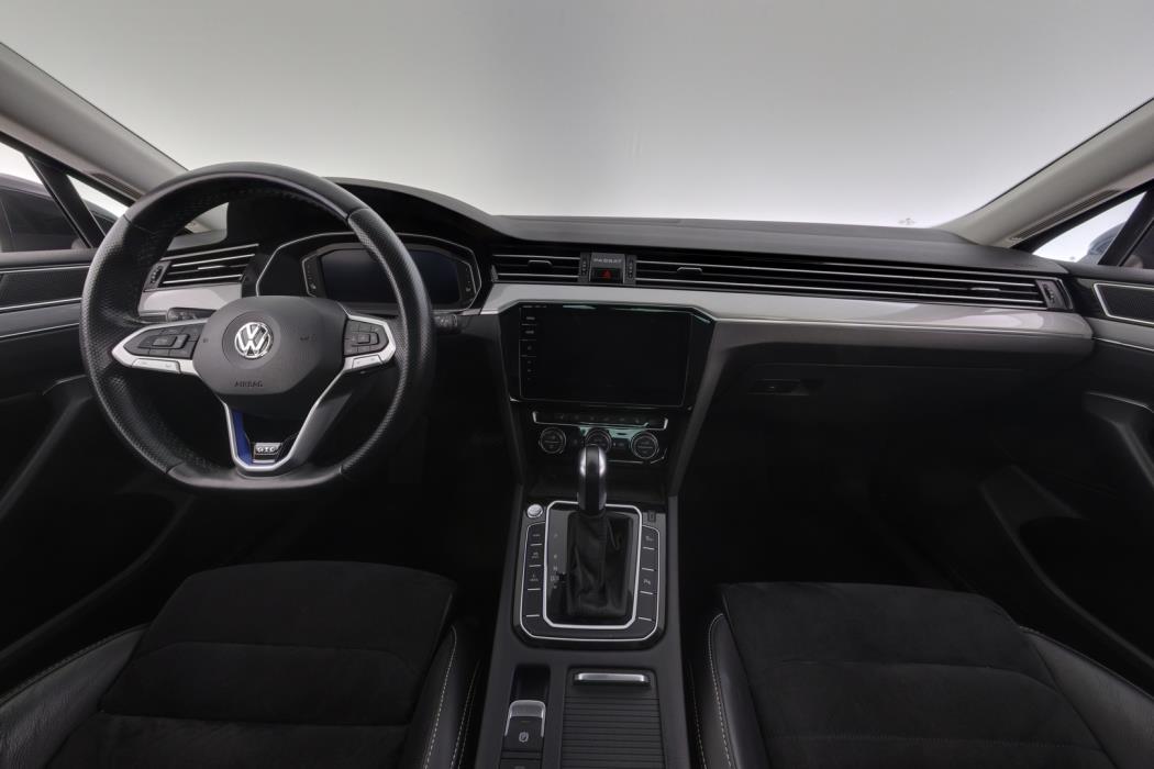 VOLKSWAGEN Passat 2020