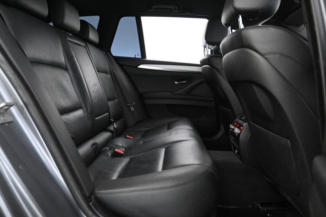 BMW 520 2016