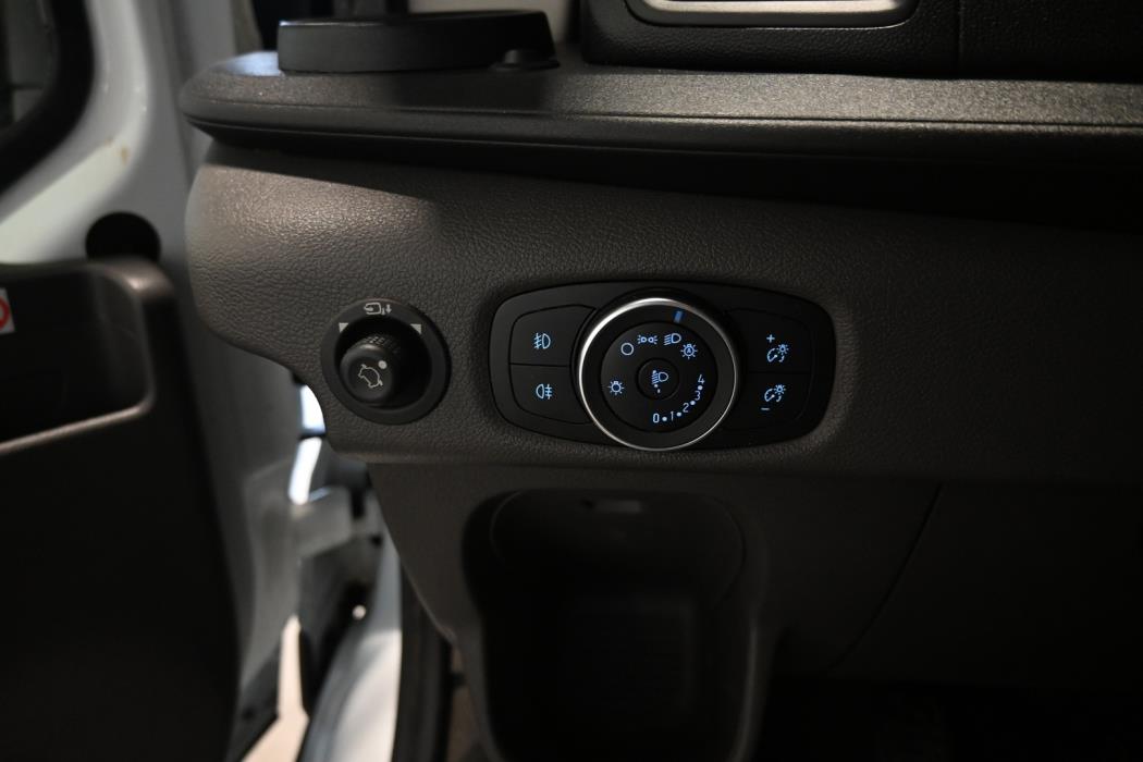 FORD Transit 2023