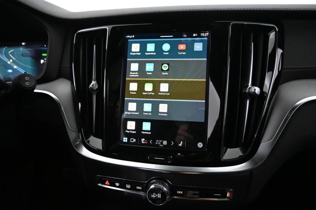 VOLVO V60 2024