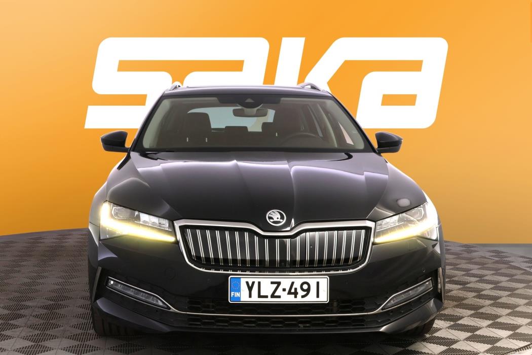 SKODA Superb 2023