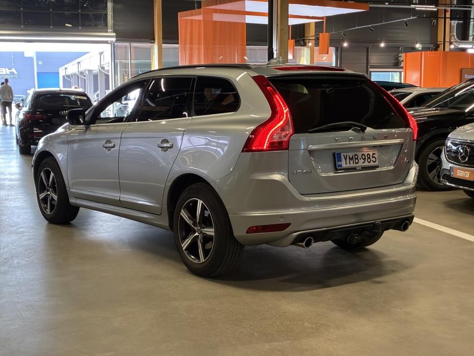 VOLVO XC60 2017