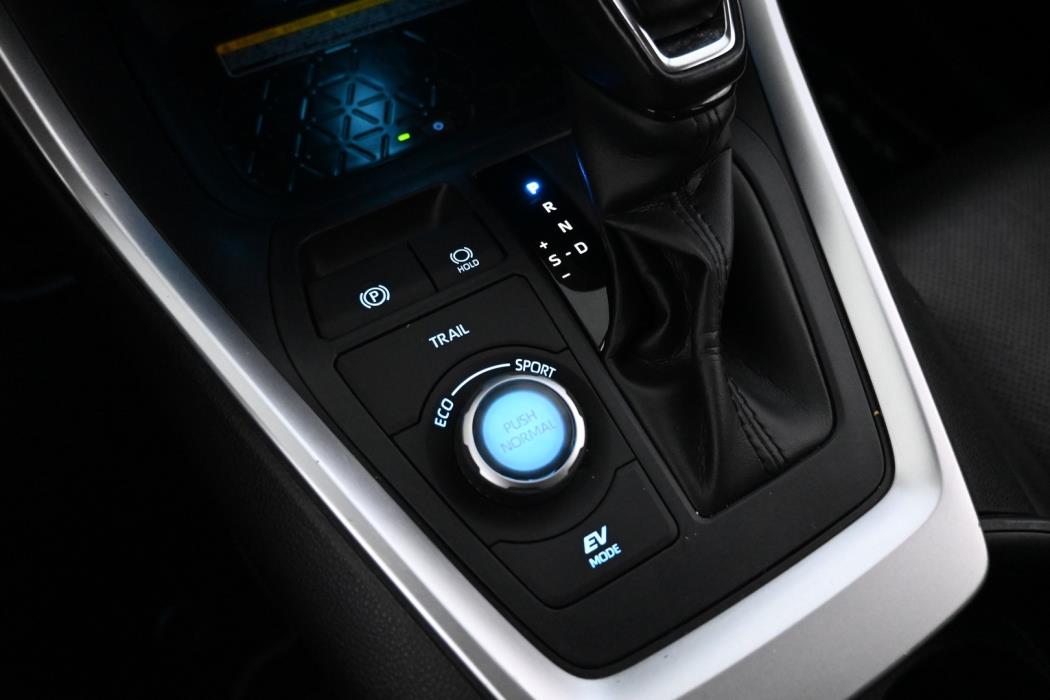 TOYOTA RAV4 2019