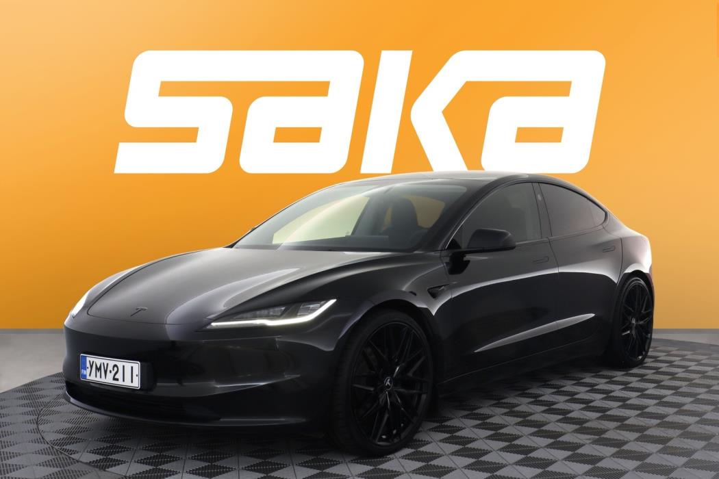 TESLA Model 3 2024
