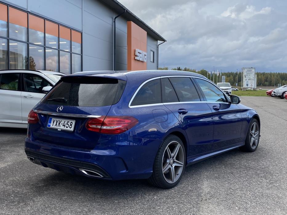 MERCEDES-BENZ C 2015