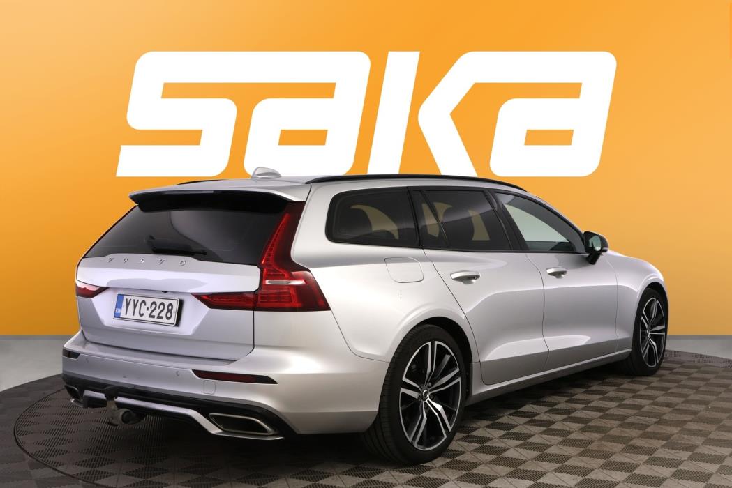 VOLVO V60 2019