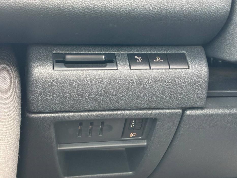 PEUGEOT 3008 2011