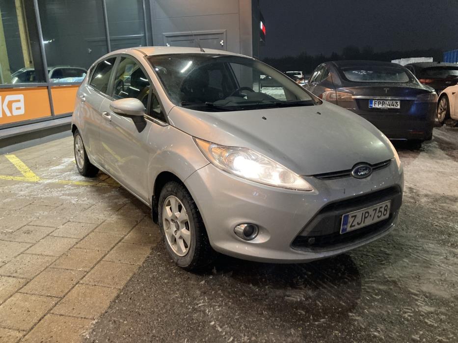 FORD Fiesta 2012