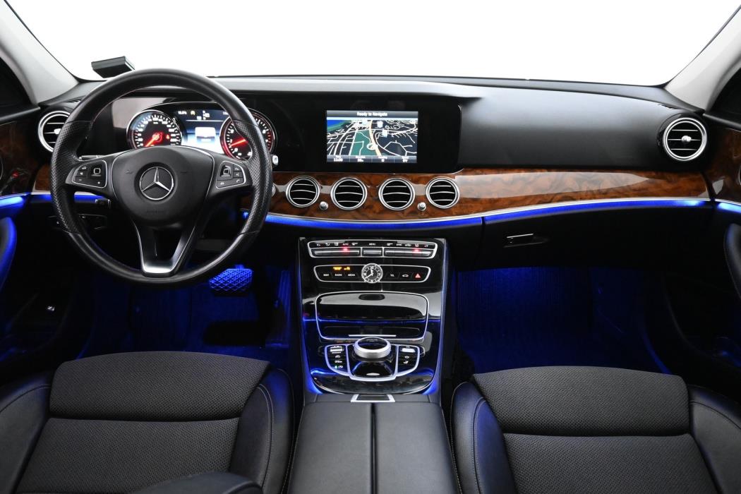 MERCEDES-BENZ E 2017