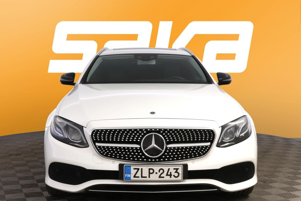 MERCEDES-BENZ E 2017