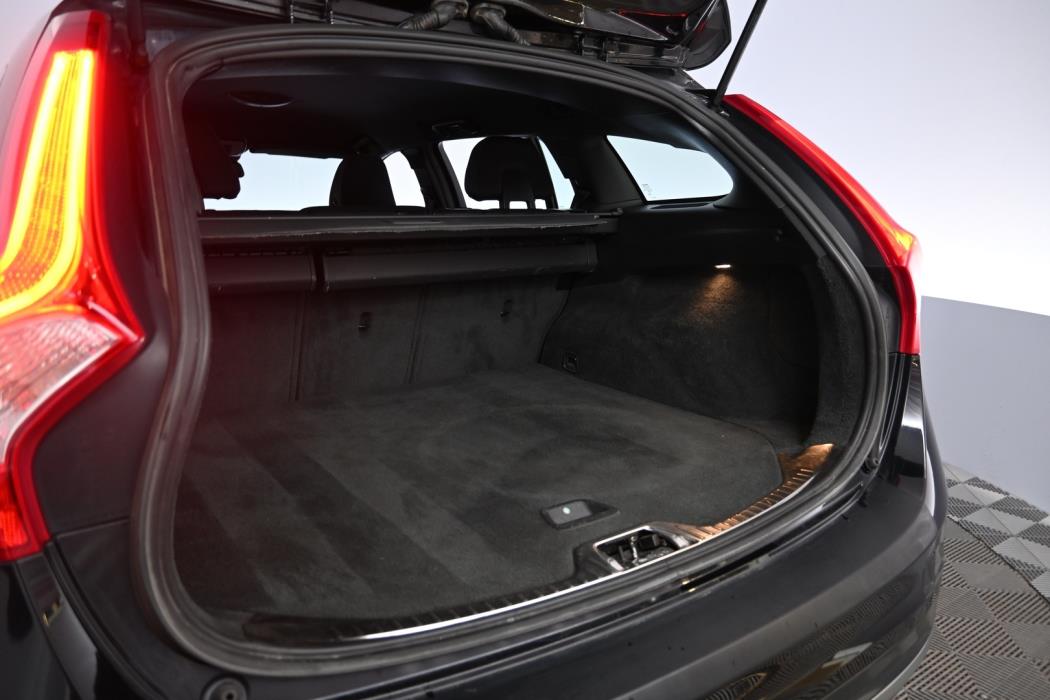 VOLVO V60 2014