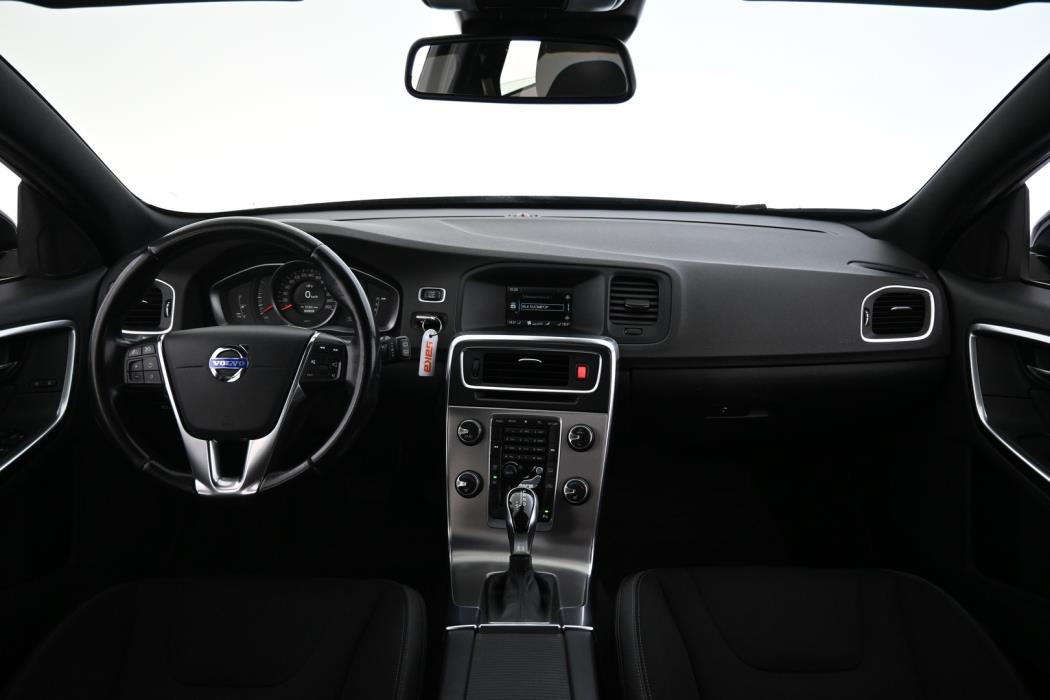 VOLVO V60 2014
