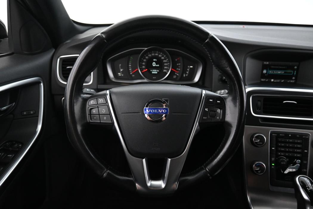 VOLVO V60 2014