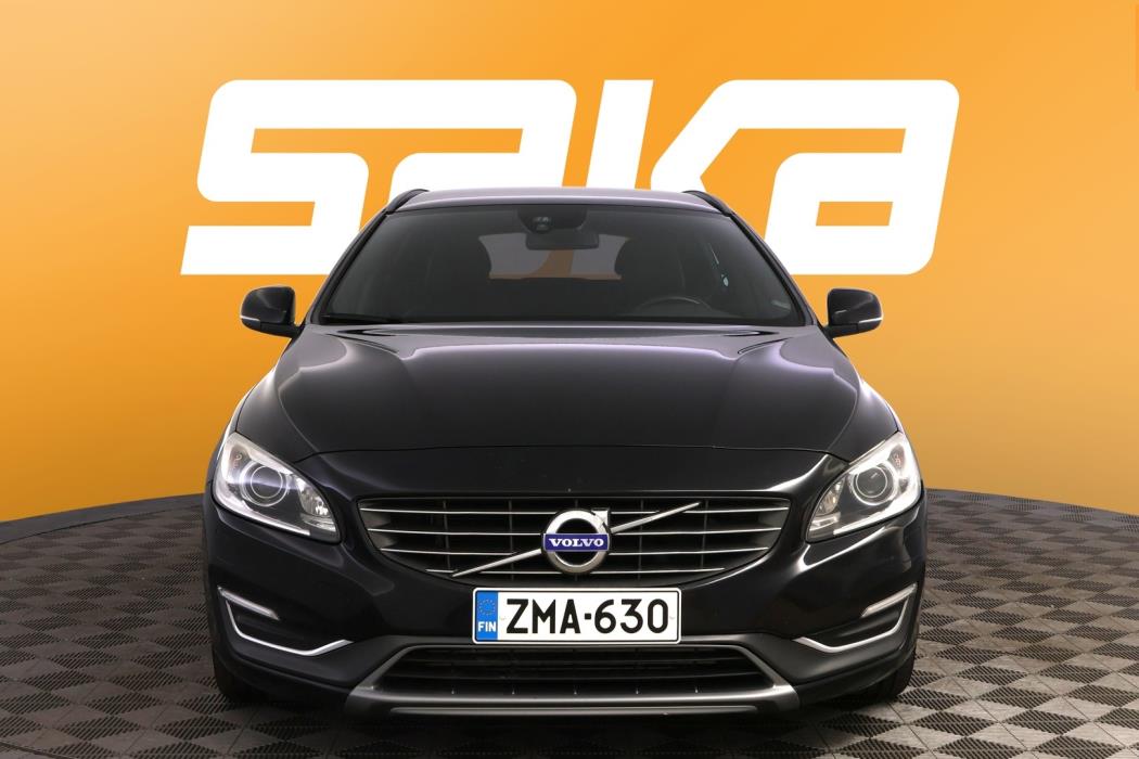 VOLVO V60 2014