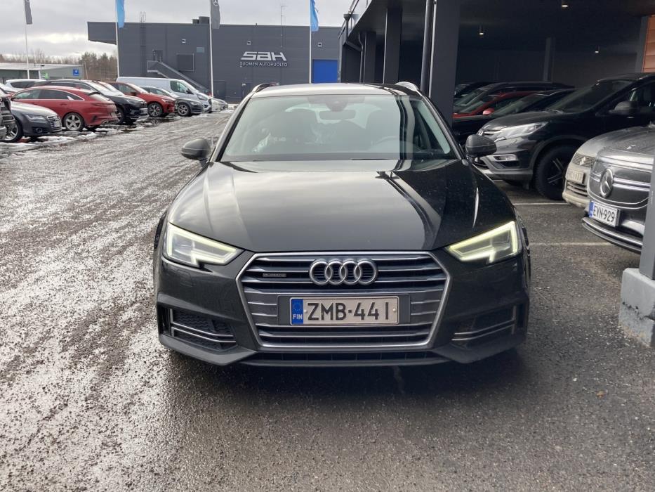 AUDI A4 2018