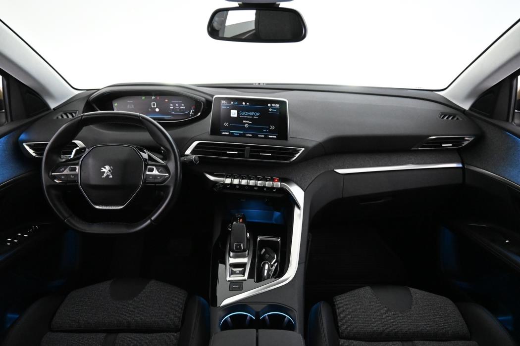 PEUGEOT 3008 2018