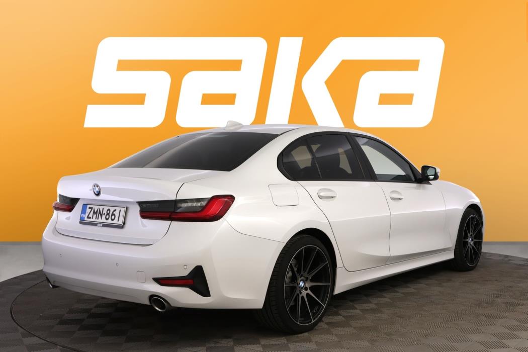 BMW 320 2019