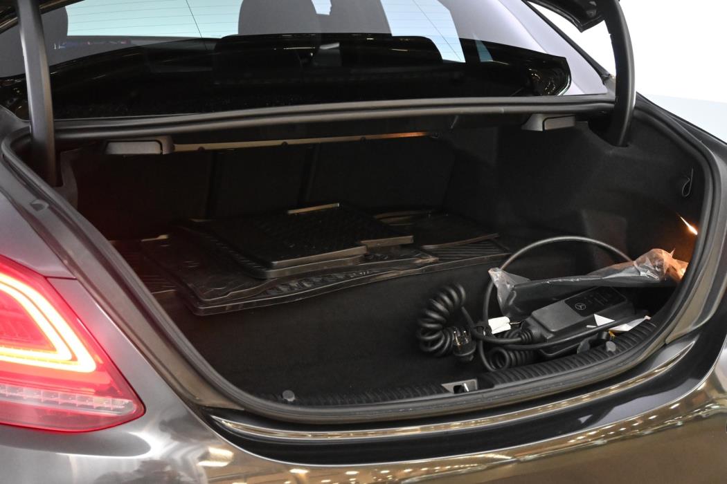 MERCEDES-BENZ C 2020