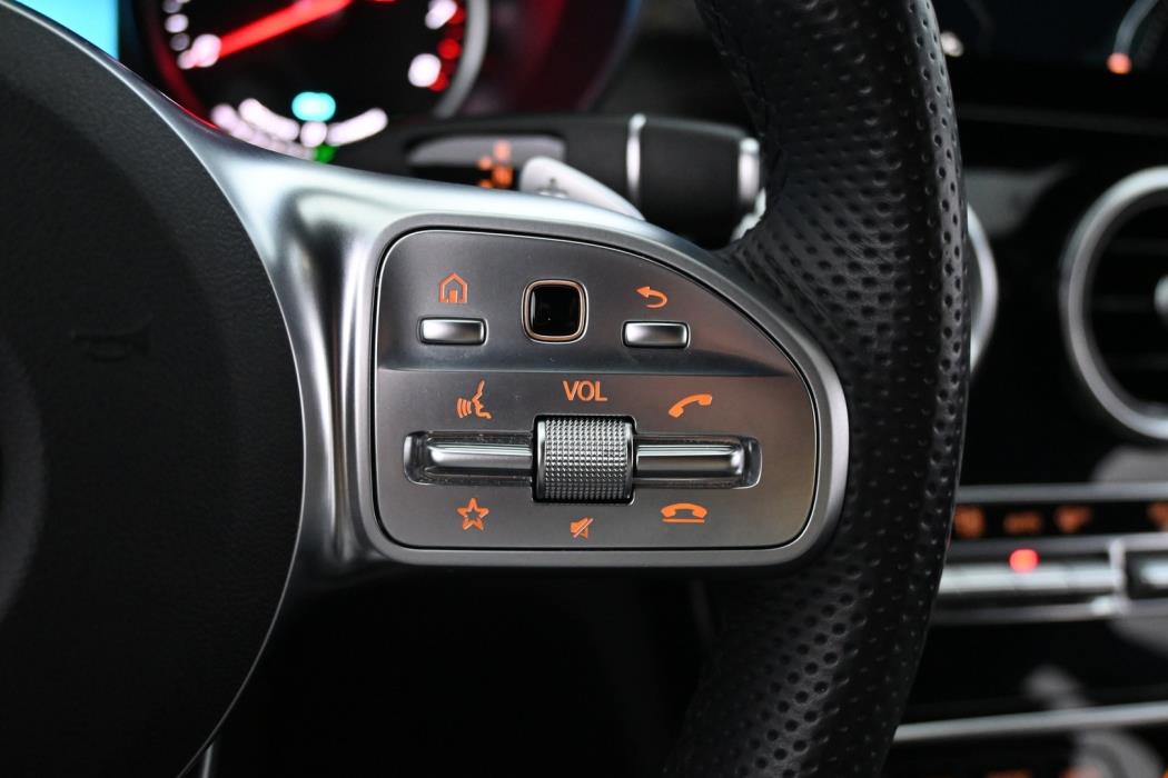 MERCEDES-BENZ C 2020