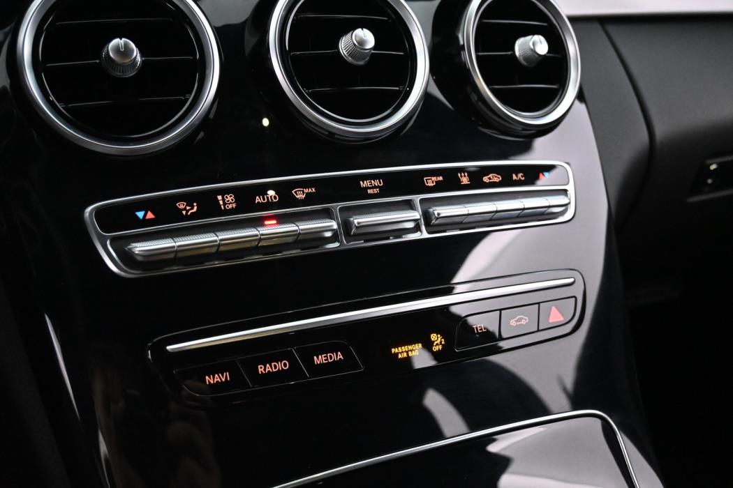 MERCEDES-BENZ C 2020