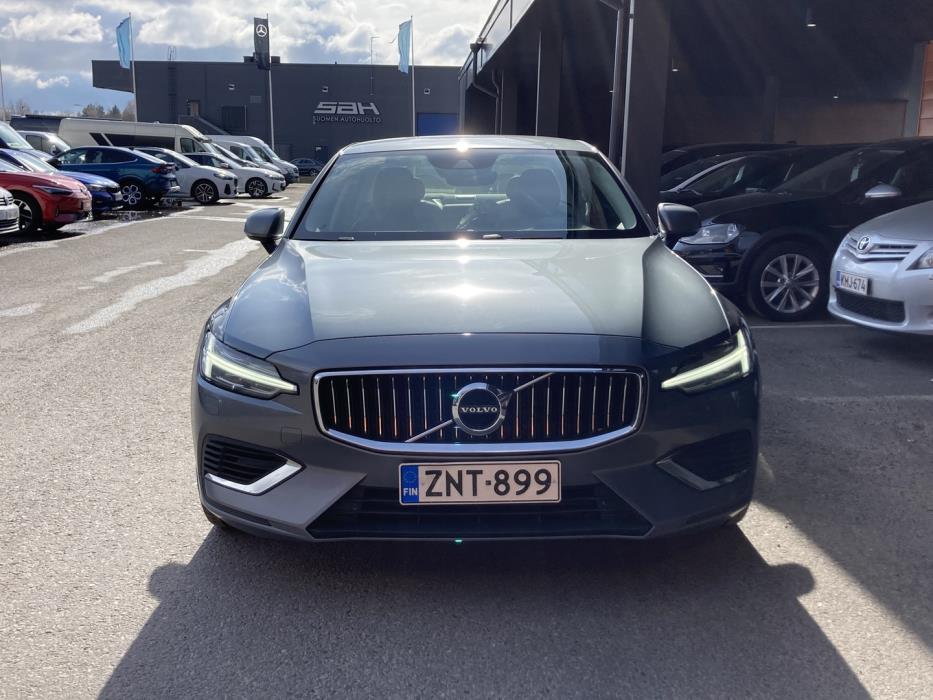 VOLVO S60 2021