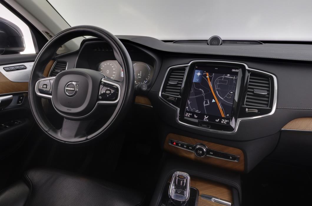 VOLVO XC90 2022