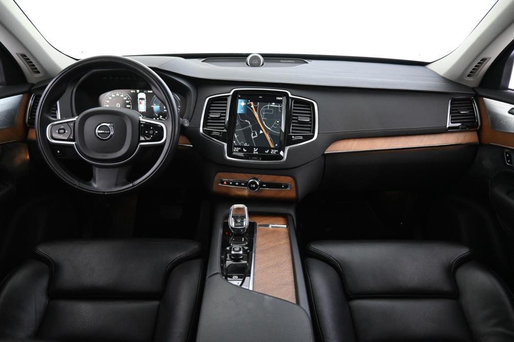 VOLVO XC90 2022
