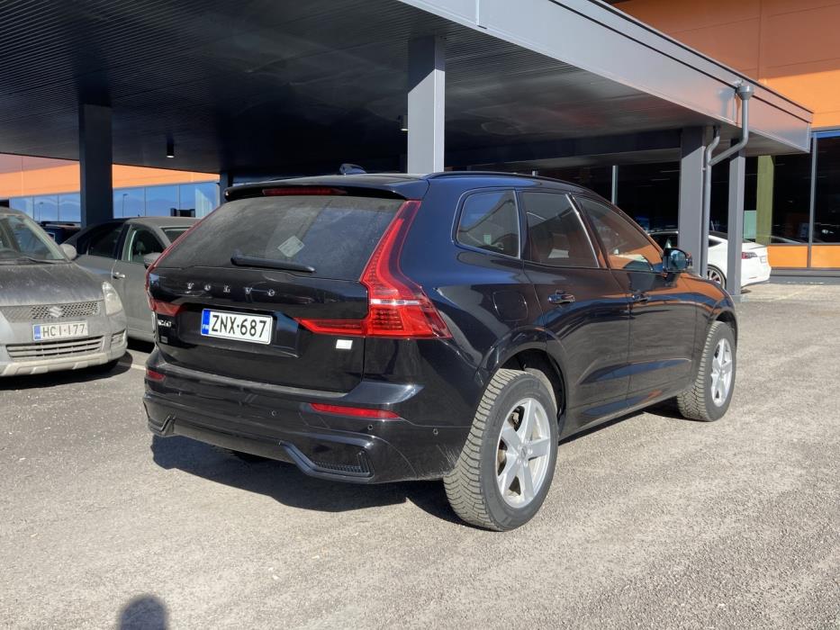 VOLVO XC60 2022