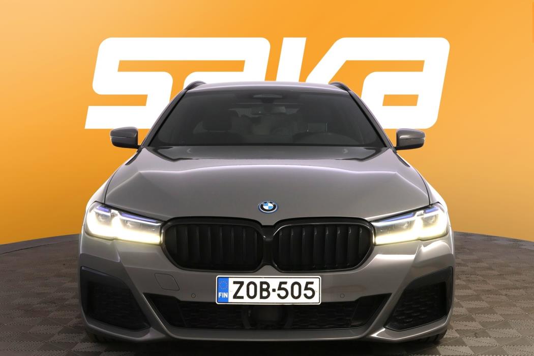 BMW 530 2022