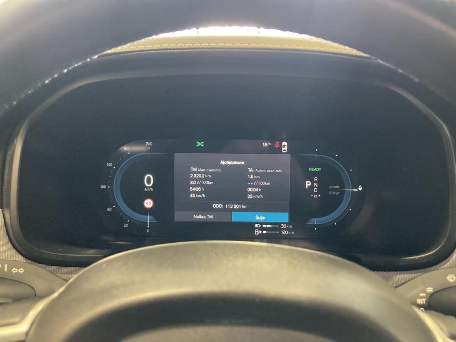 VOLVO V90 2022