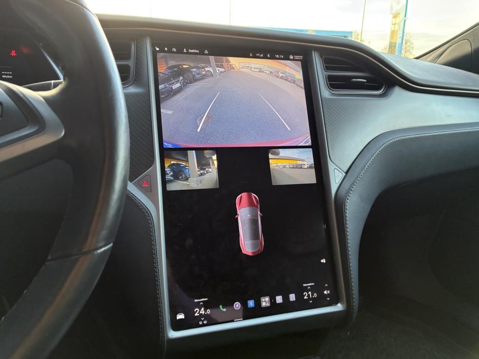 TESLA Model S 2018