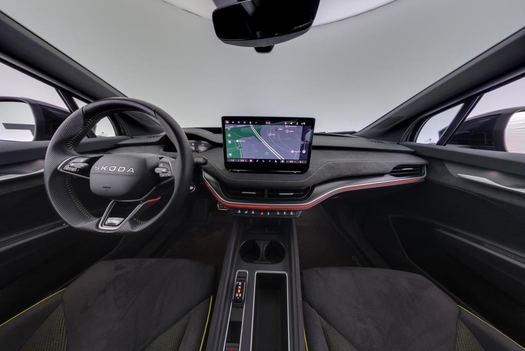 SKODA Enyaq 2026