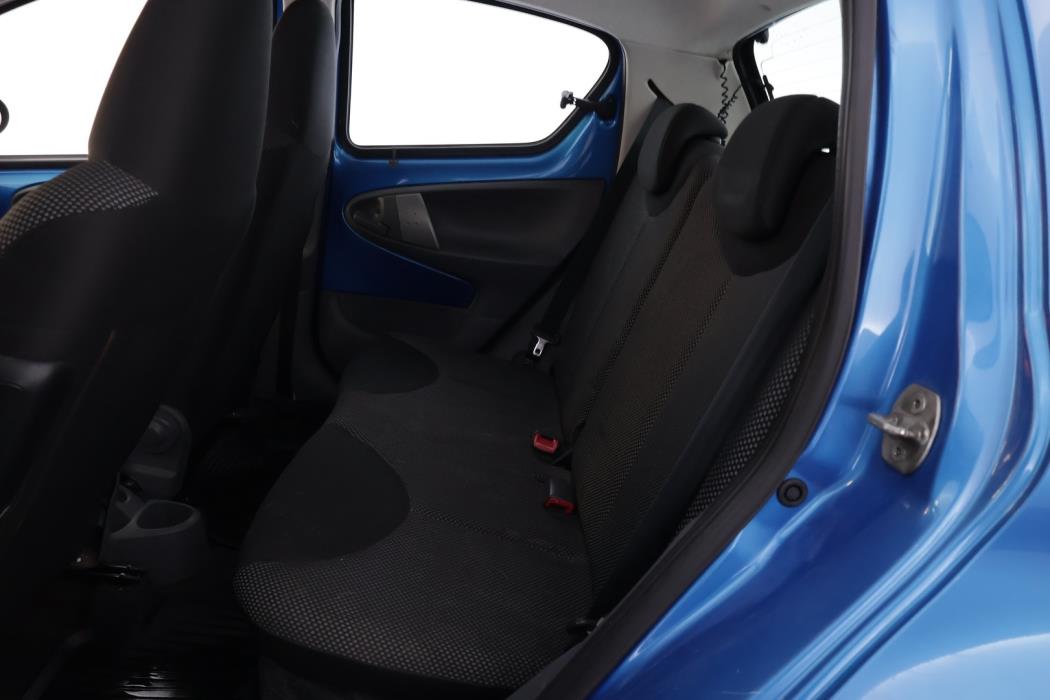 TOYOTA AYGO 2011