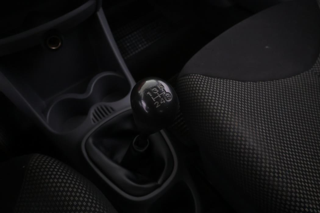 TOYOTA AYGO 2011