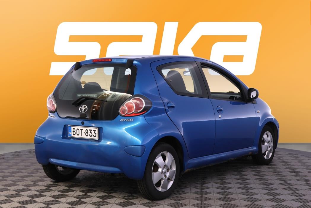 TOYOTA AYGO 2011